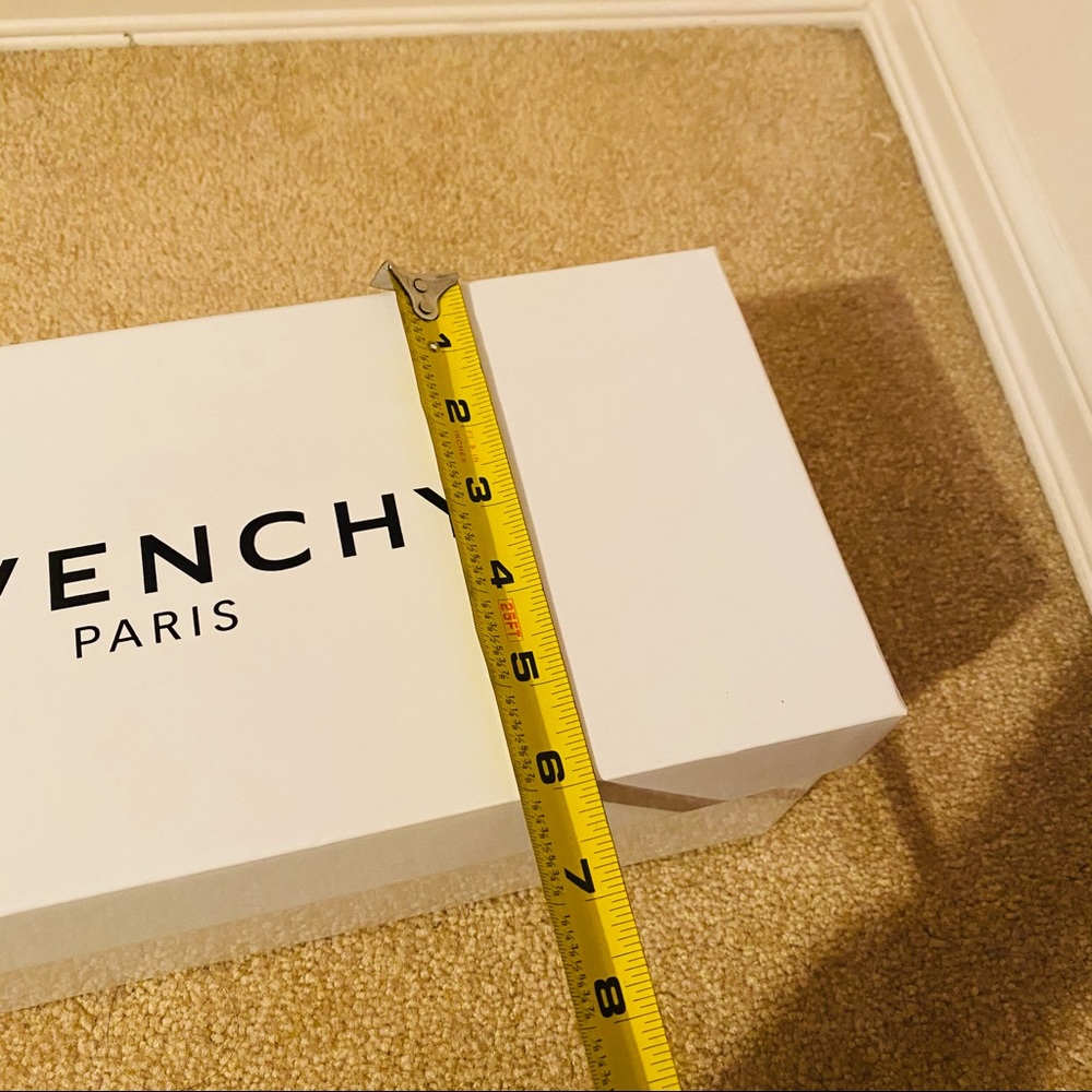 Givenchy empty box white - Picture 5 of 7
